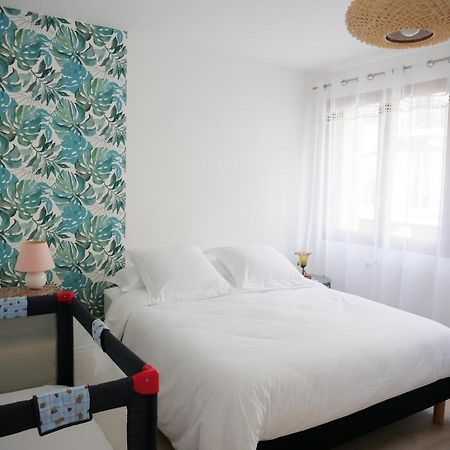 Superbe Appartement En Centre Ville Avec Terrasse Τονόν-λε-Μπαιν Εξωτερικό φωτογραφία