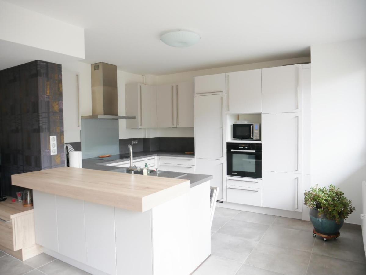 Superbe Appartement En Centre Ville Avec Terrasse Τονόν-λε-Μπαιν Εξωτερικό φωτογραφία