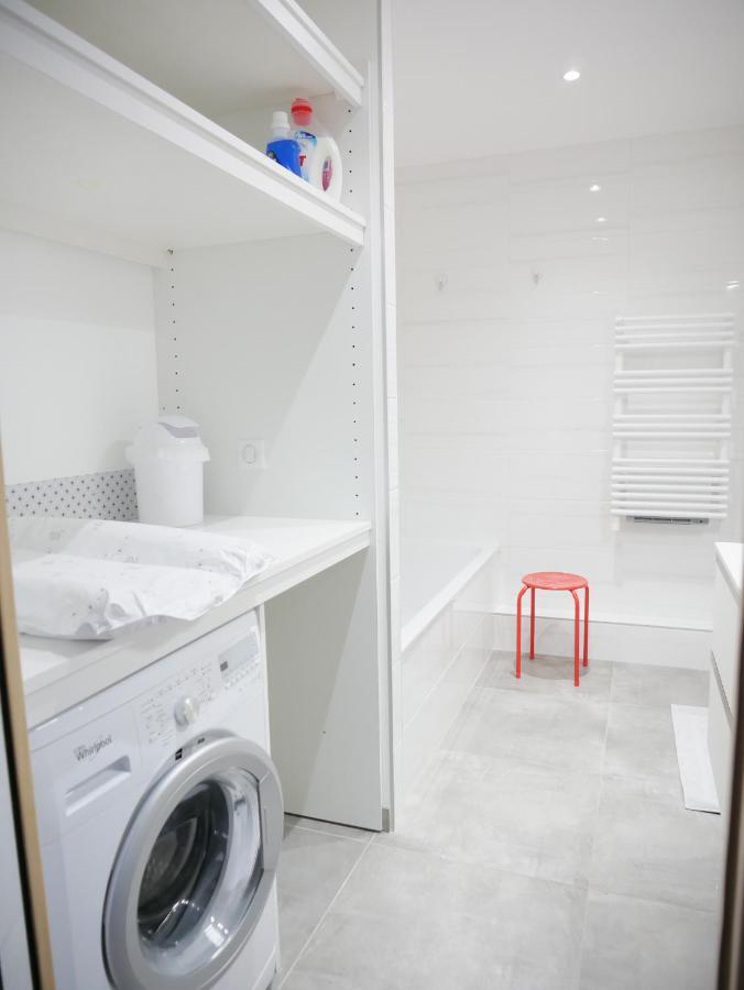 Superbe Appartement En Centre Ville Avec Terrasse Τονόν-λε-Μπαιν Εξωτερικό φωτογραφία